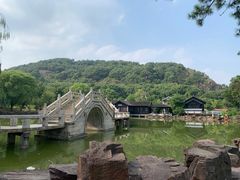 -灵岩山风景区