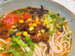 -百春原湖南牛肉粉(百联世纪店)