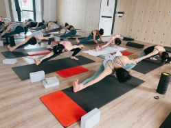 -恩舍瑜伽普拉提