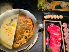 -湊湊火锅·茶憩(打浦桥日月光店)