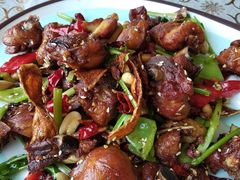-美顺香食府鱼头老店(雪野湖店)