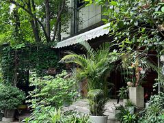 -谷咖啡·鲜花绿植花园餐厅