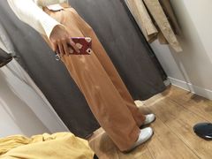 -优衣库(上海虹口龙之梦店)