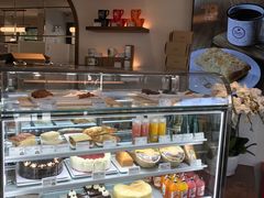 面包甜点陈列柜-Peet's Coffee皮爷咖啡(大学路店)