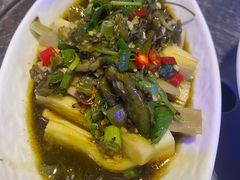 -茅台镇网红溶洞餐厅·茅帮菜馆