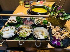 -一朵菌·野生菌探索家火锅(南亚店)