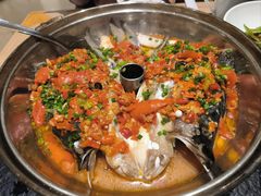 -鱼鲜饭香·招牌汽锅剁椒鱼头王