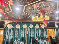 -乡村馕坑肉·烧烤·新疆菜·本地人更爱吃(阿勒泰首店)