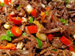 青椒剁椒炒皮挑菌-滇铺子(欣都龙城店)