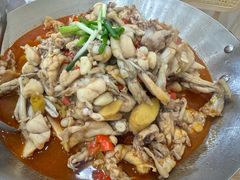 -昱龙大盆牛蛙馆(三兴街总店)