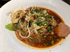 -成都你六姐·牛肉冒菜(城市集市合生汇店)