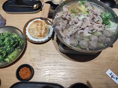 -川堂风·跷脚牛肉·乐山爆炒(宝山日月光店)