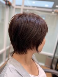 -首脑美发沙龙