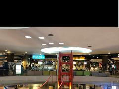 -Pier 21 (Terminal 21 Asok)