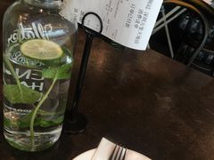 -新鲜誌·新派食集(万象天地店)