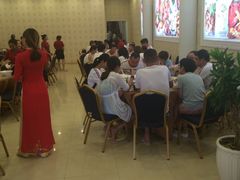 -顺峰渔港中国人的餐厅