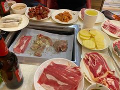 -釜御山海鲜烤肉火锅自助(新城市中心店)