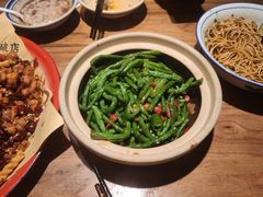 -泥糊破店小酒馆·团建聚餐(南京西路店)