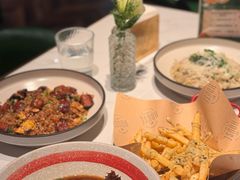 -静香HOUSE·全时段融合餐厅(七星欢乐颂店)