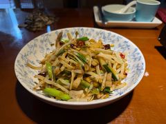 -魏铭鱼头捞饭(晋阳路店)