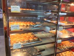 -香港元朗荣华月饼(十八甫路店)