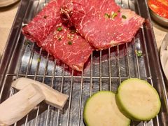 -蚂蚁洞·烤肉大营地(上海静安大悦城店)