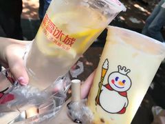 蜜雪冰城-八一路好吃街(雨田商务大厦店)