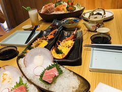 -花和海鲜自助(梅江店)