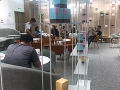 大堂-奈雪的茶(市百一店)