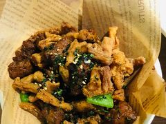 雪花牛肉想菇-新太二·鲜料川菜(群光广场店)