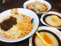 -花市豌杂面(民生路店)