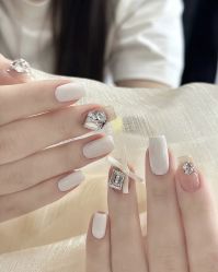 点击看大图 -桃色美甲沙龙