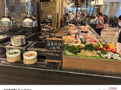 -圣丰索菲特·2 On 988 Café 自助餐厅