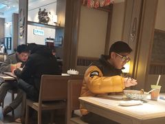 -鑫花溪牛肉米粉(凤凰街创始总店)