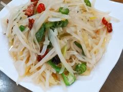 土豆炒酸菜-张大羊肉面馆