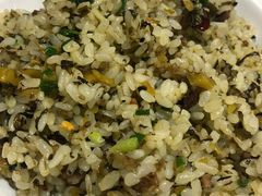 盐菜饭-凤凰路何眼镜香辣蟹(花果园店)