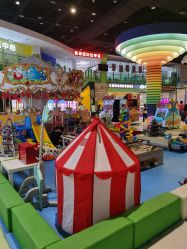 -玩塾品格乐园(宇宙太空龙旗店)