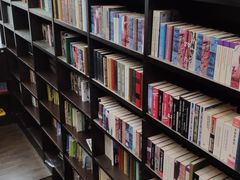 -钟书阁(松江泰晤士小镇店)