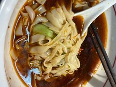 -呷佬·长沙手工米粉(金沙江路店)