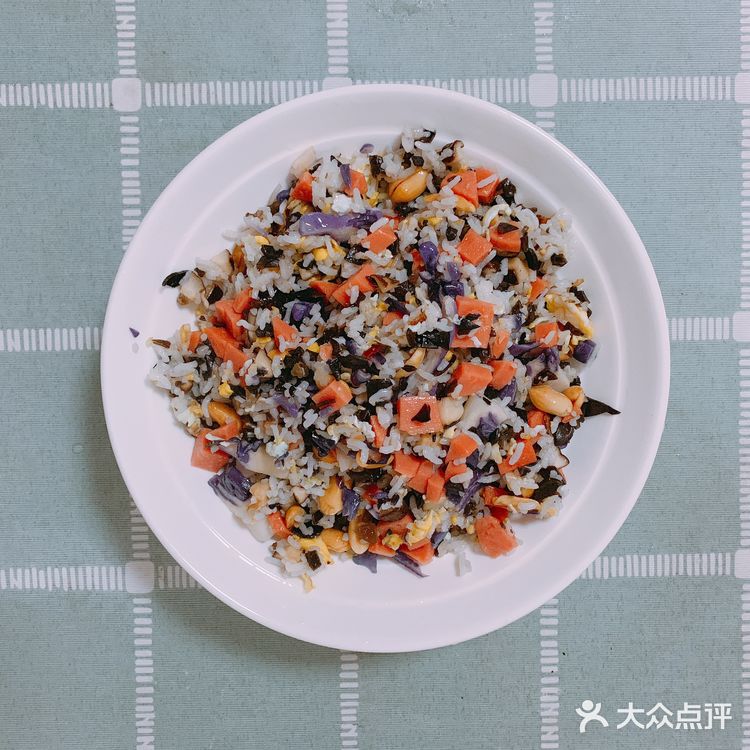 剩菜剩饭怎么办？唯有蛋炒饭才能解忧！