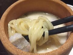 黄鱼煨面-杭州西子湖四季酒店·金沙厅