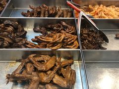 -狗撵鸭(泰山公寓店)