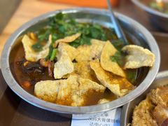 -柳州肥姨妈大骨螺蛳粉(万达中心店)