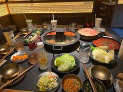 -晓宇重庆火锅(西安荟聚店)
