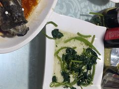 -范饭椰林川湘味海鲜·椰子鸡(三亚湾椰梦长廊店)