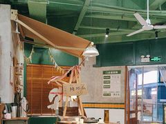 -顶上头•螺蛳粉火锅(德思勤复地星光店)