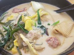 -杨光辉麻辣烫(华侨城商业中心店)