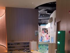 -涨巢·潮玩水疗局