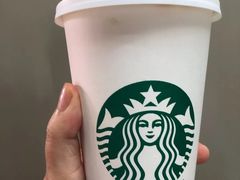 南瓜丝绒拿铁-星巴克臻选(上海虹桥新天地三店)