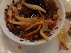 -菌海森林·非遗野生菌火锅(西山区滇池路摩根道店)